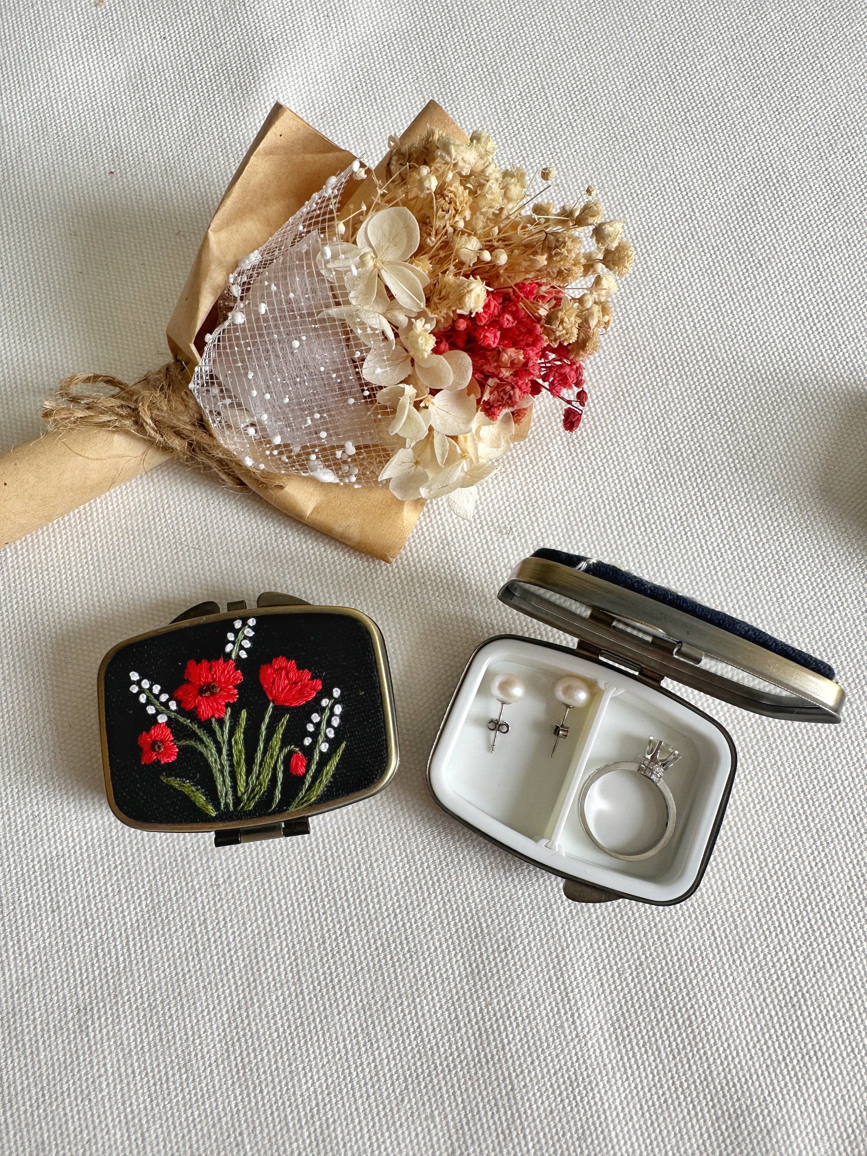 Floral Embroidered Rectangle Mini Jewelry Box With Mirror