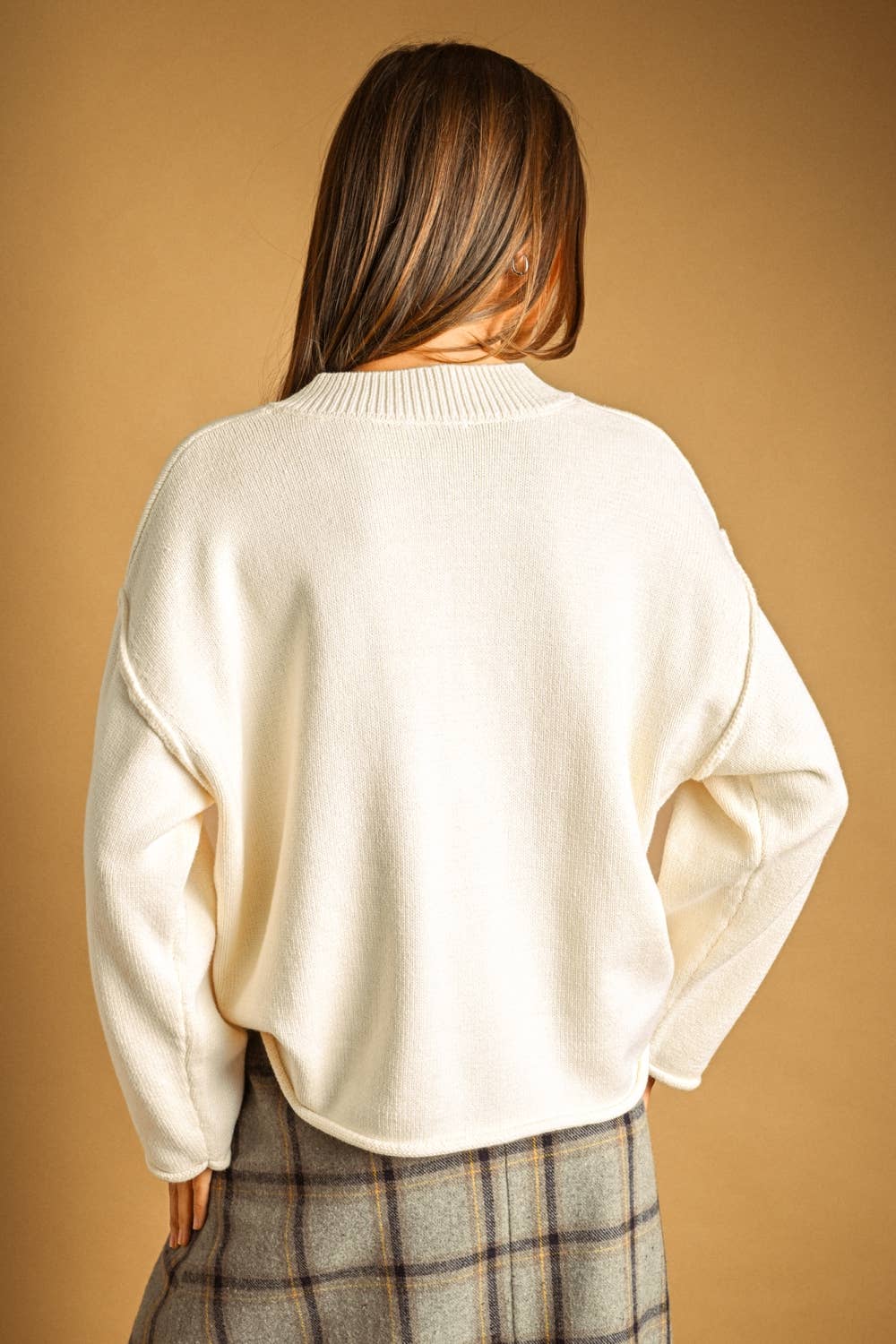 The Hattie V-Neck Oversized Long Sleeve Sweater Sleeve