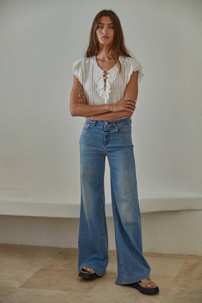 Annabelle Woven Button V-Neck SS Top