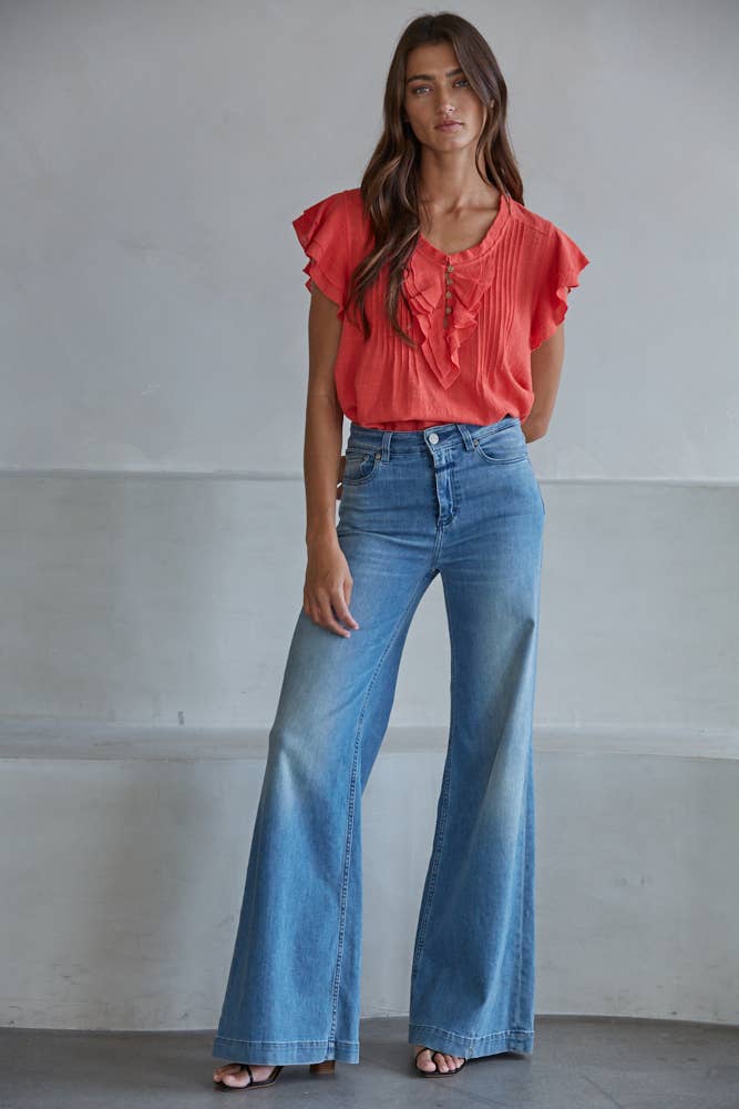 Annabelle Woven Button V-Neck SS Top