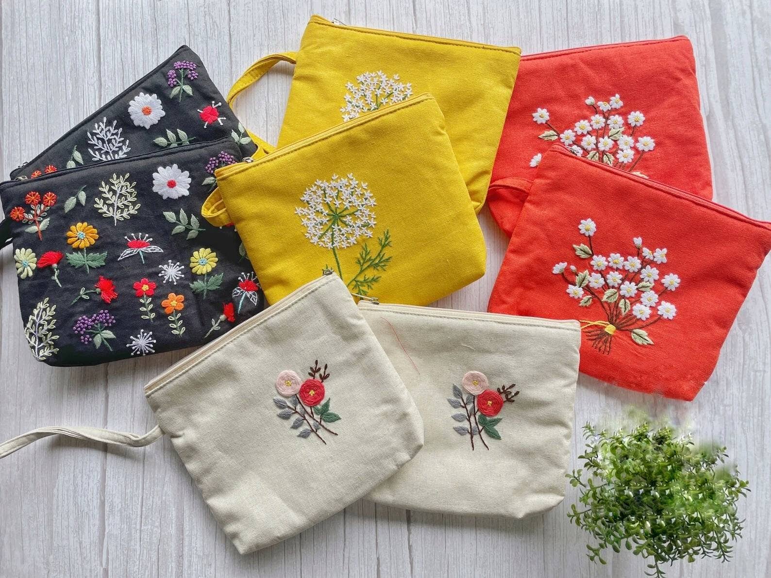 Flower Embroidered Cosmetics Bag