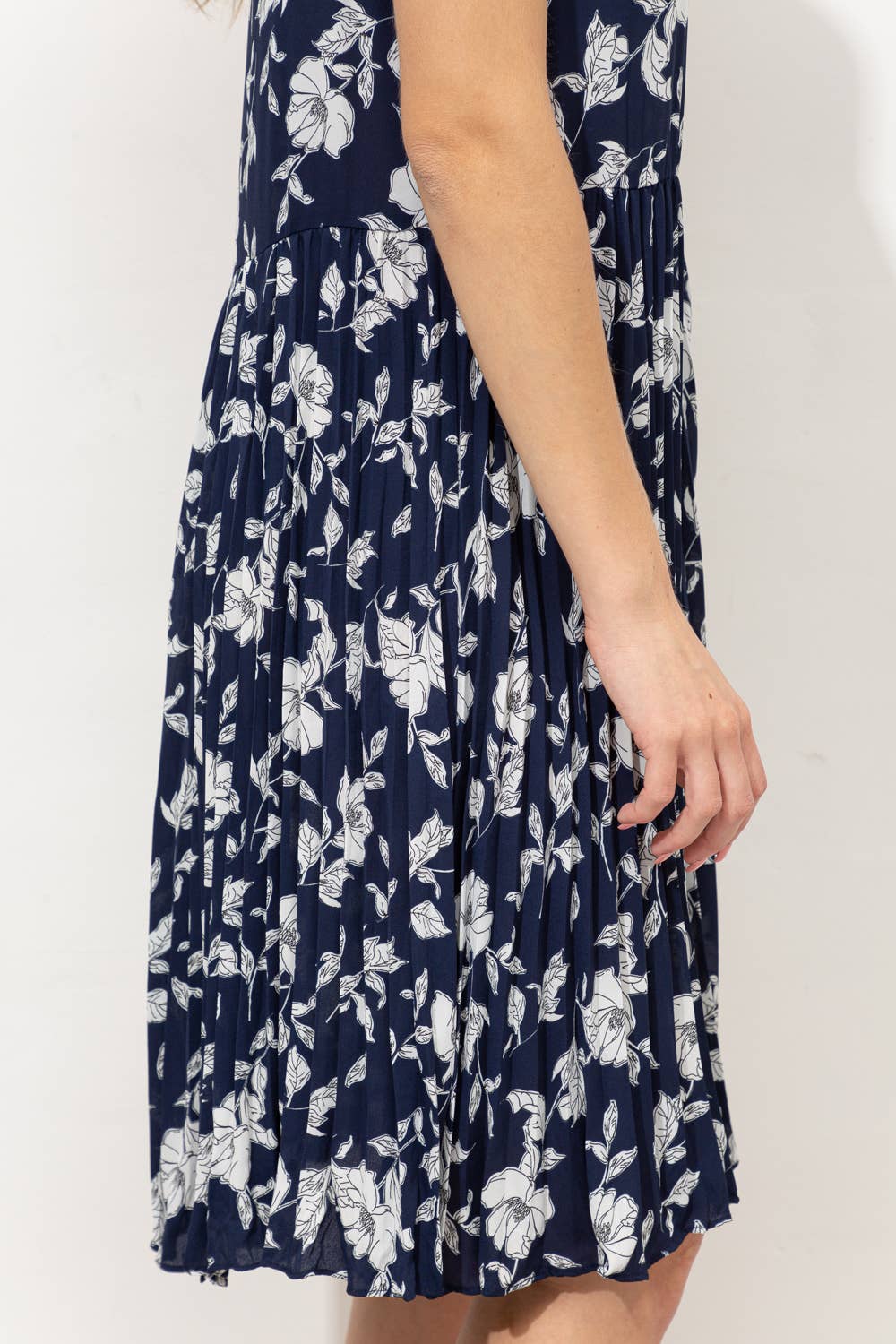 The Jada Pleated Floral Dress